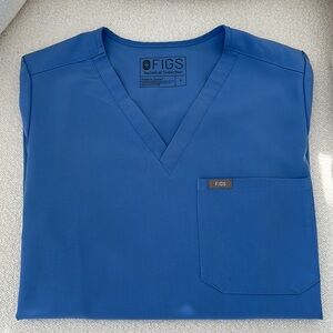 Figs scrub top